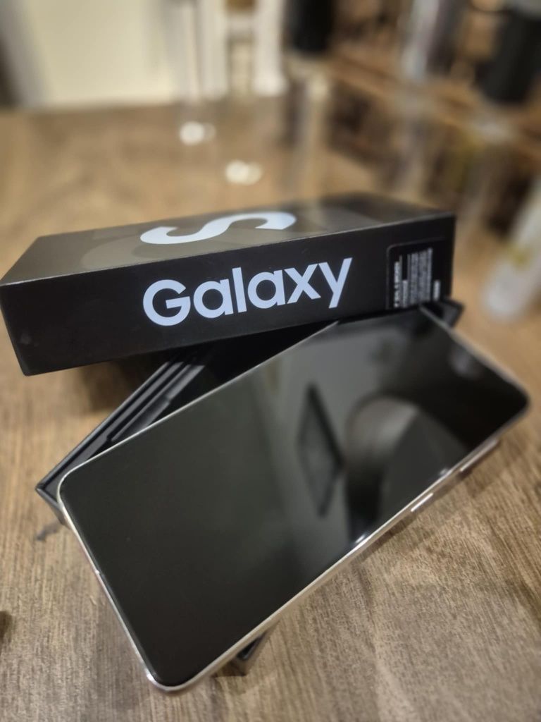 Tel .Samsung Galaxy S21 5G