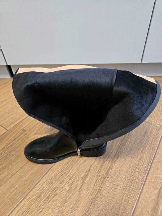 Жіночі лицарські черевики