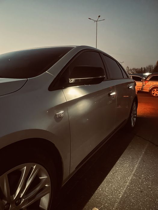 Cadillac XTS  V6  AWD  Luxury