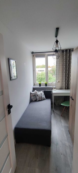 Pokój dla studentki - dostępny od Grudnia •Blisko  UM,