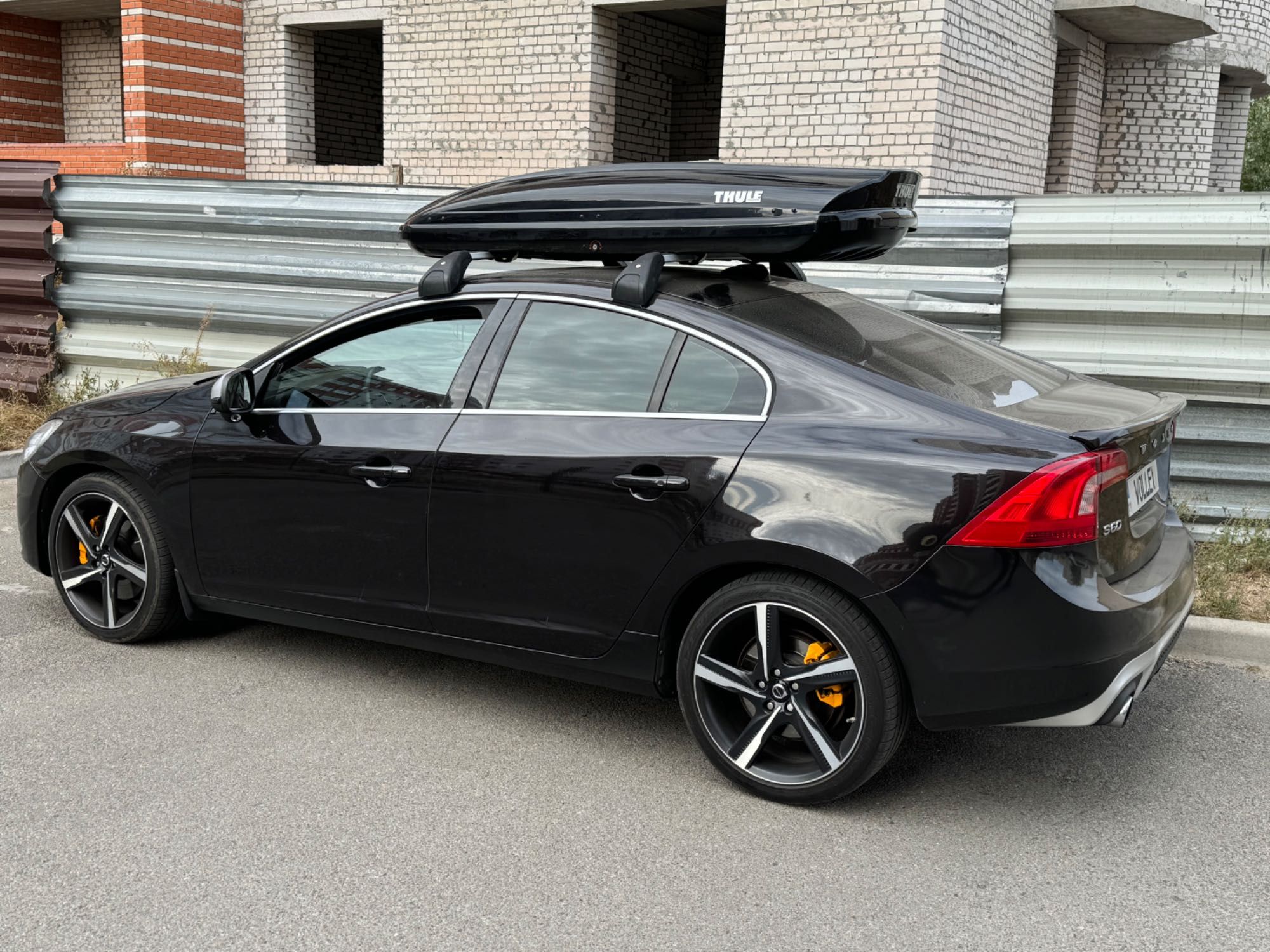Поперечины XC60 XC70 XC90 V40 V50 V60 VOLVO рейлинги Thule багажник