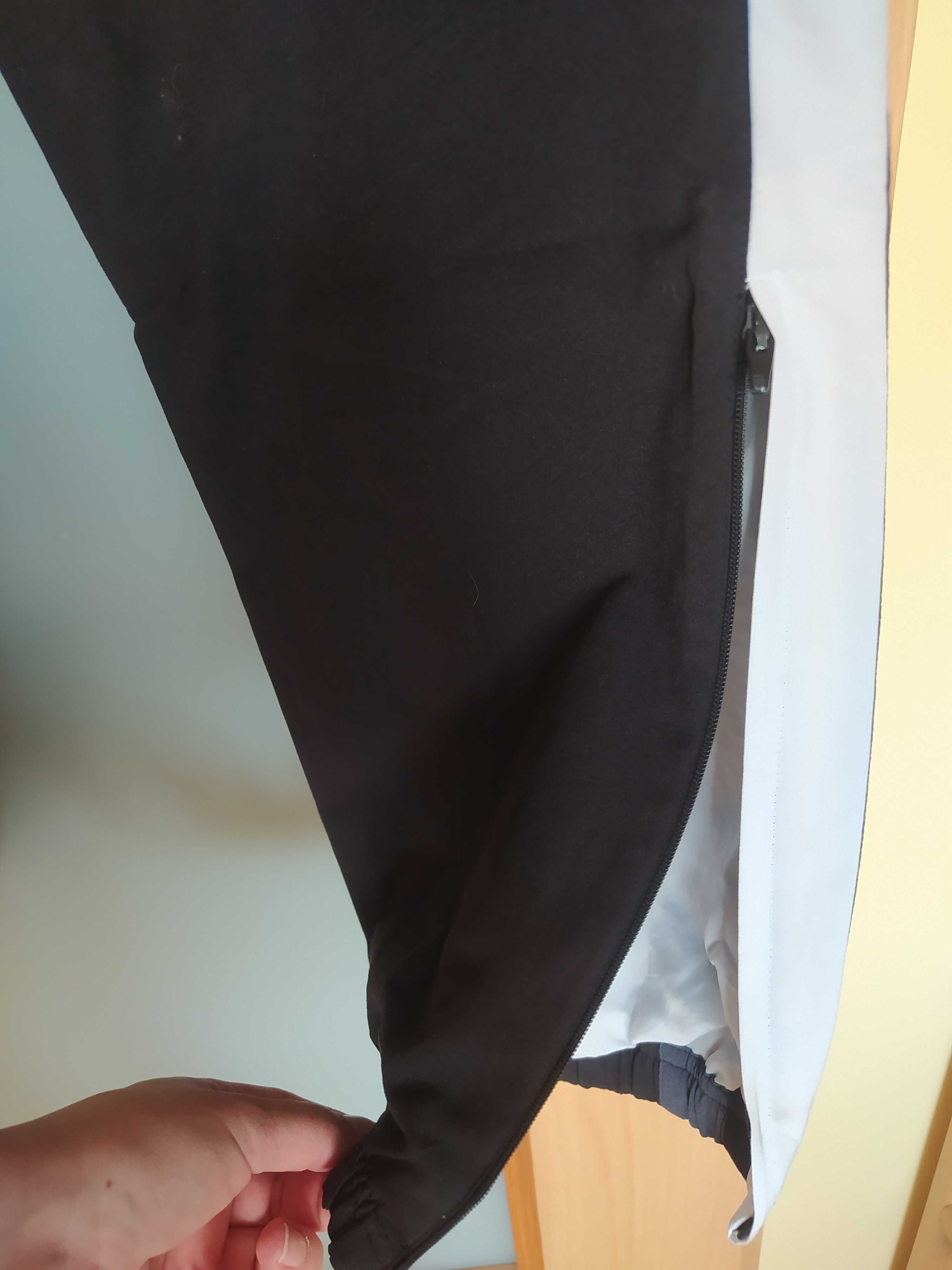 Dres Puma; spodnie i bluza; czarny, biało-szare paski, roz.S