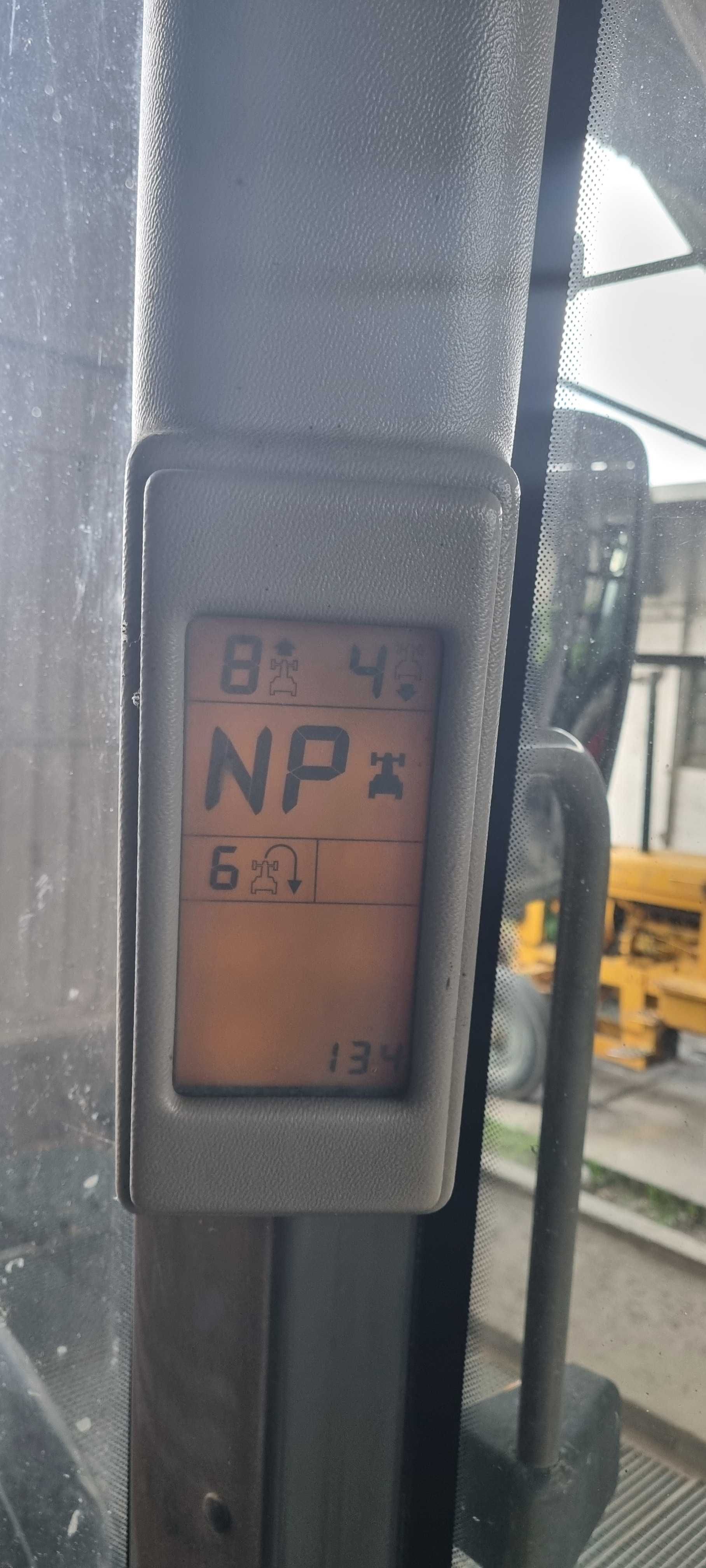 Renault Ares 825 rz Pneumatyka z Niemiec  nie claas ares 826 rz