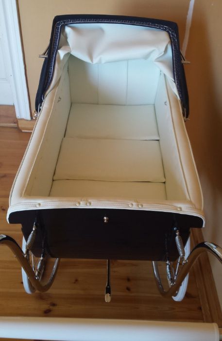 SILVER CROSS Marmet Penzance wozek gleboki retro