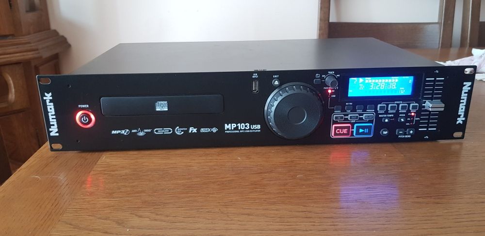 Odtwarzacz  cd Numark mp-103