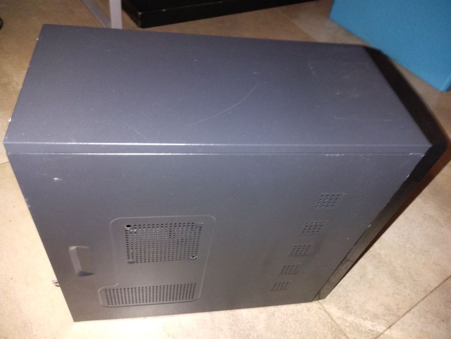 Caixa ATX para PC c/ DVD Sata