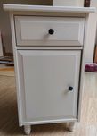 Mesa de cabeceira Ikea HEMNES