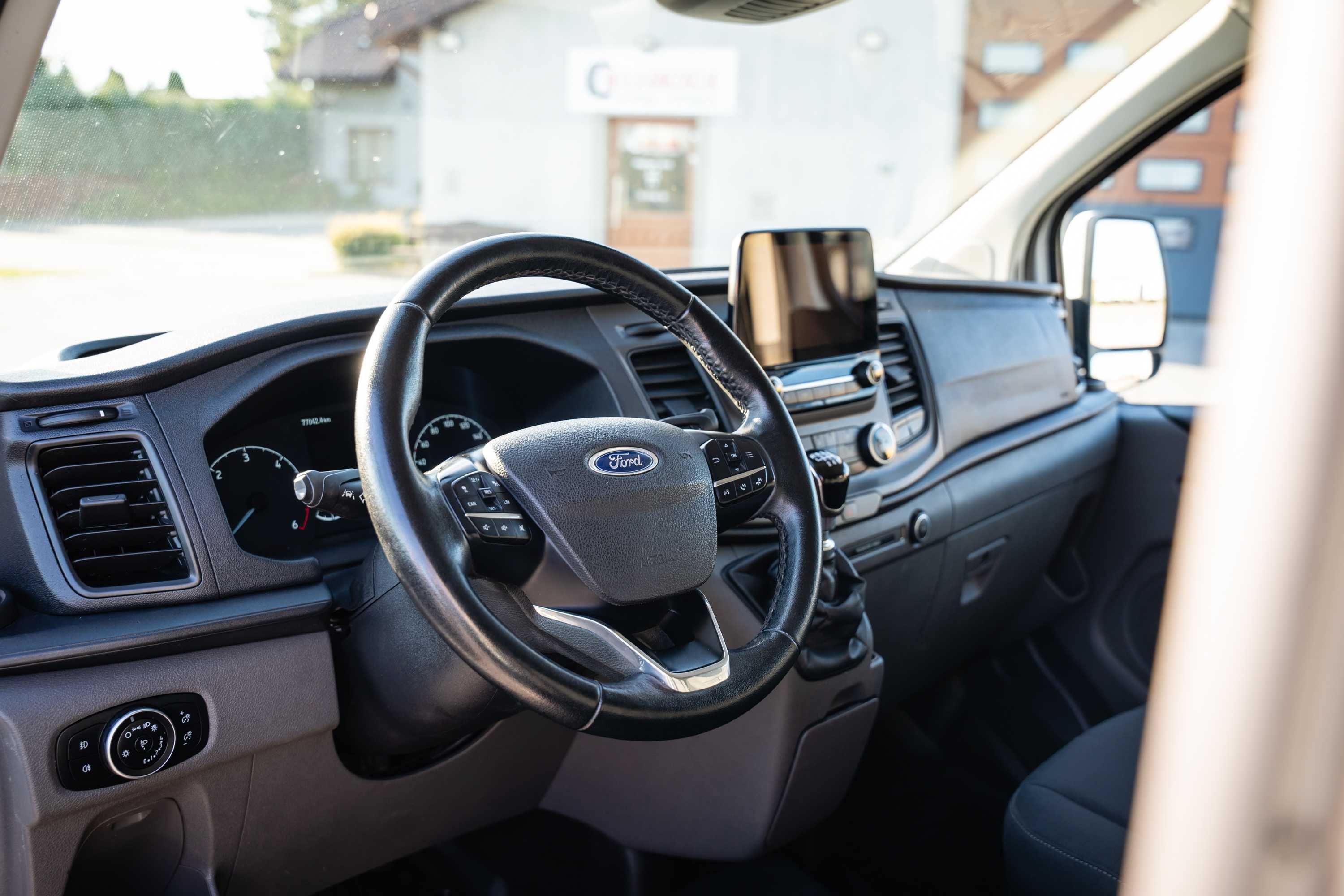 Bus Wynajem do Wynajęcia Ford Transit Custom Brygadówka
