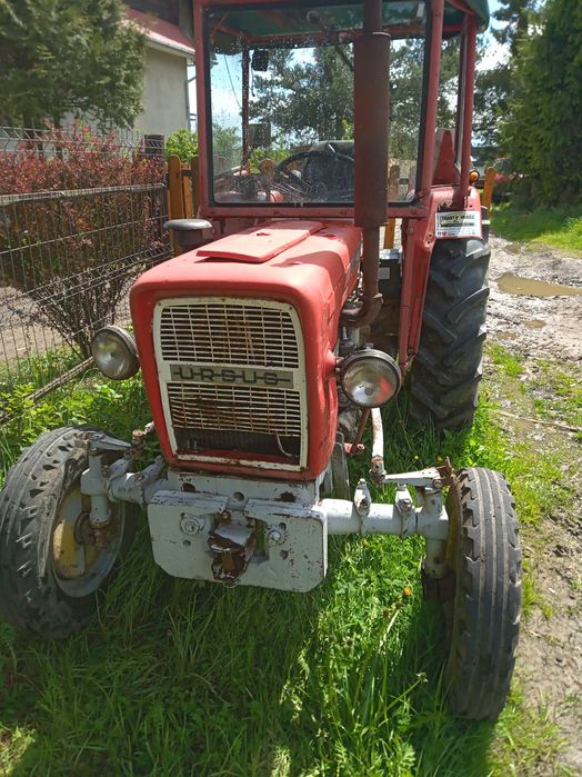 Sprzedam ciągnik c330