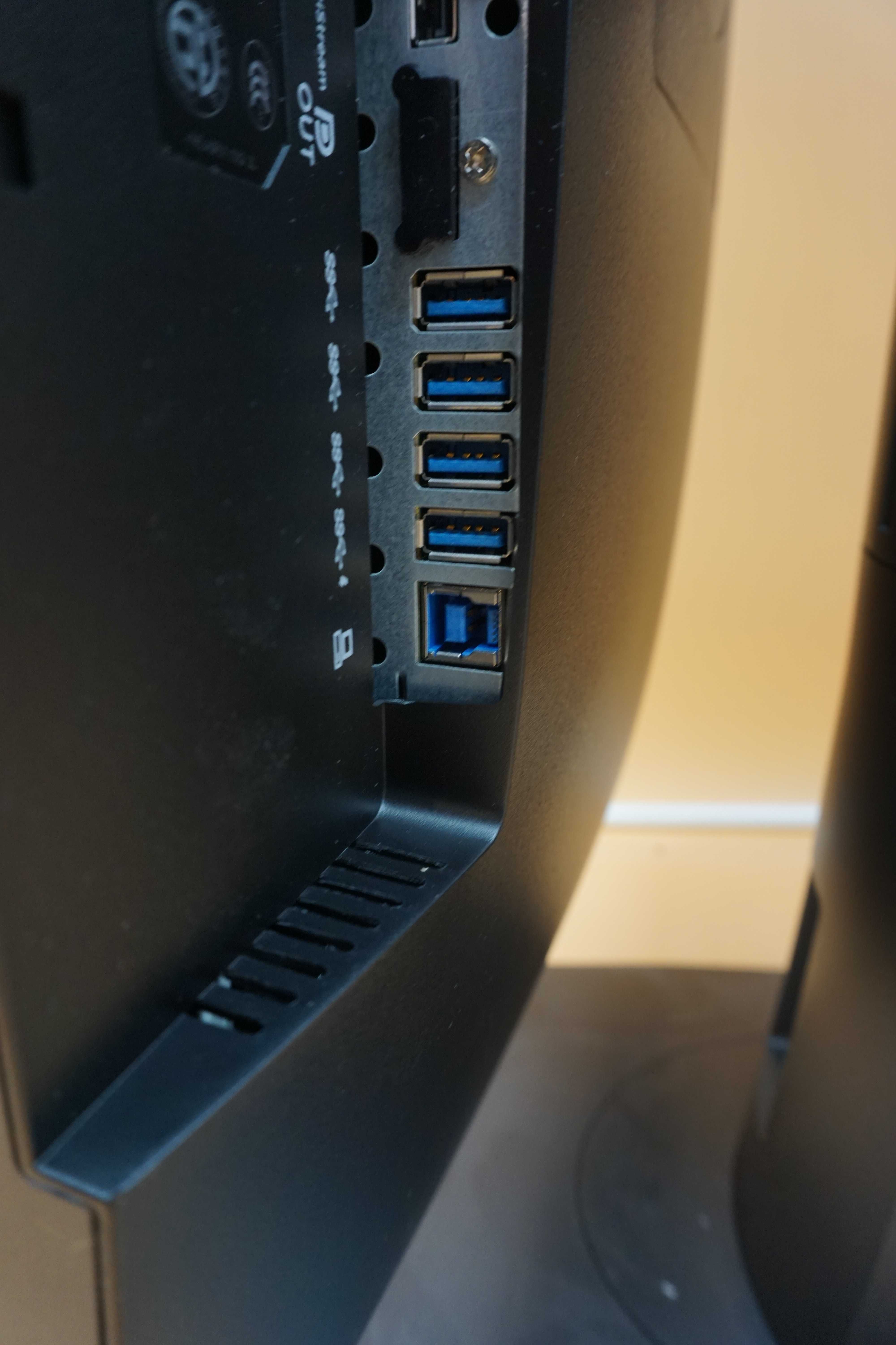 Monitor HP Z24n  HUB USB 3.0 Pivot Monitor 24 IPS