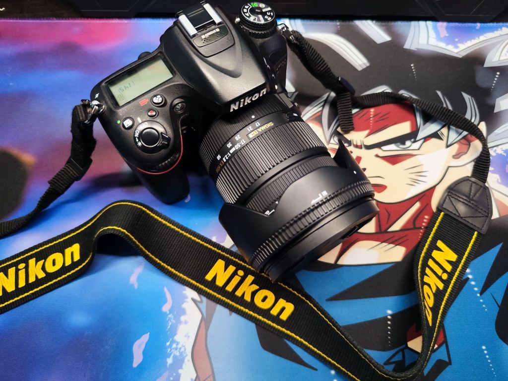 Máquina Fotográfica Reflex NIKON D7100 e acessórios