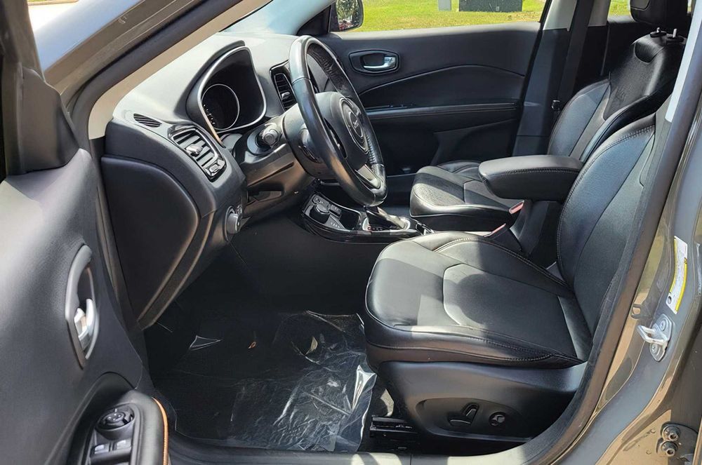 Jeep Compass      2020
