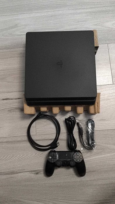 Konsola Playstation 4, PS4 Slim 500GB, Używane