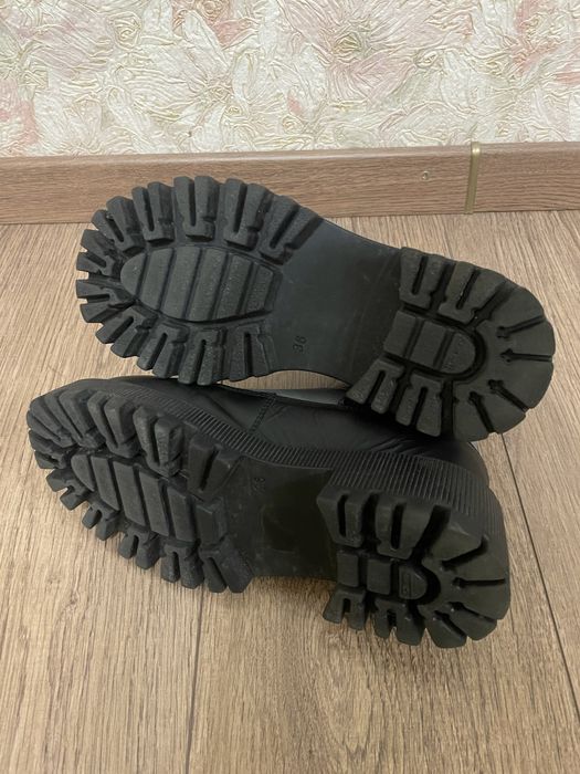 Взуття для дівчинки Estro