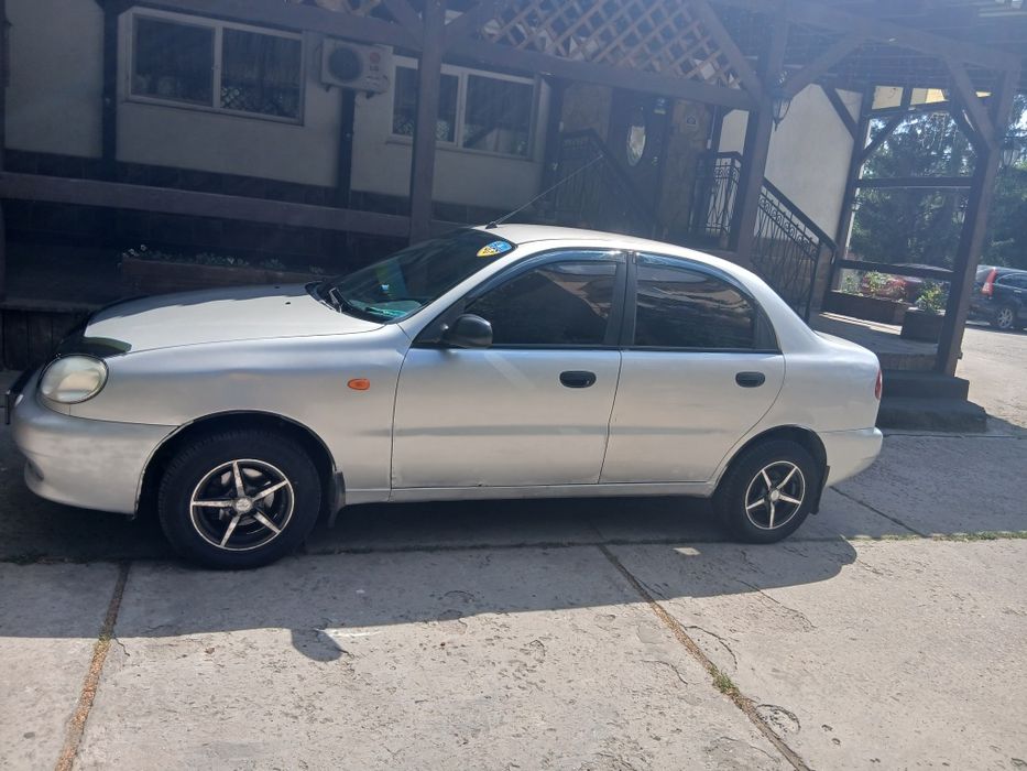Автомобіль Daewoo Sens 1.3