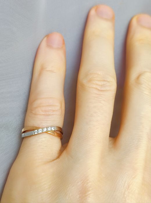 Элитное Новое Золотое Колечко с Натуральными Бриллиантами !