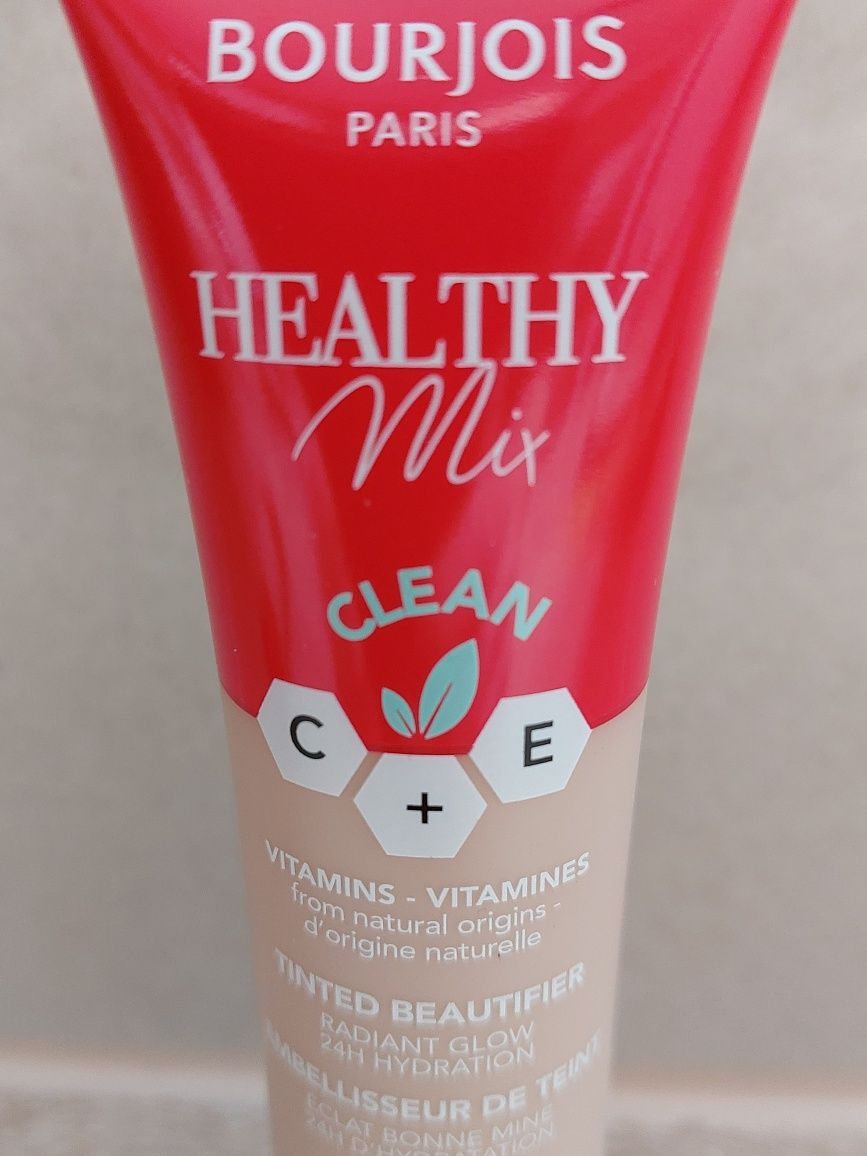 Bourjois healthy mix tinted beautifier 002 light clair