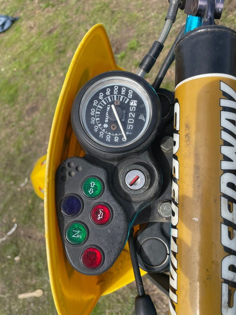 Suzuki RMX 50 ( ciclomotor)