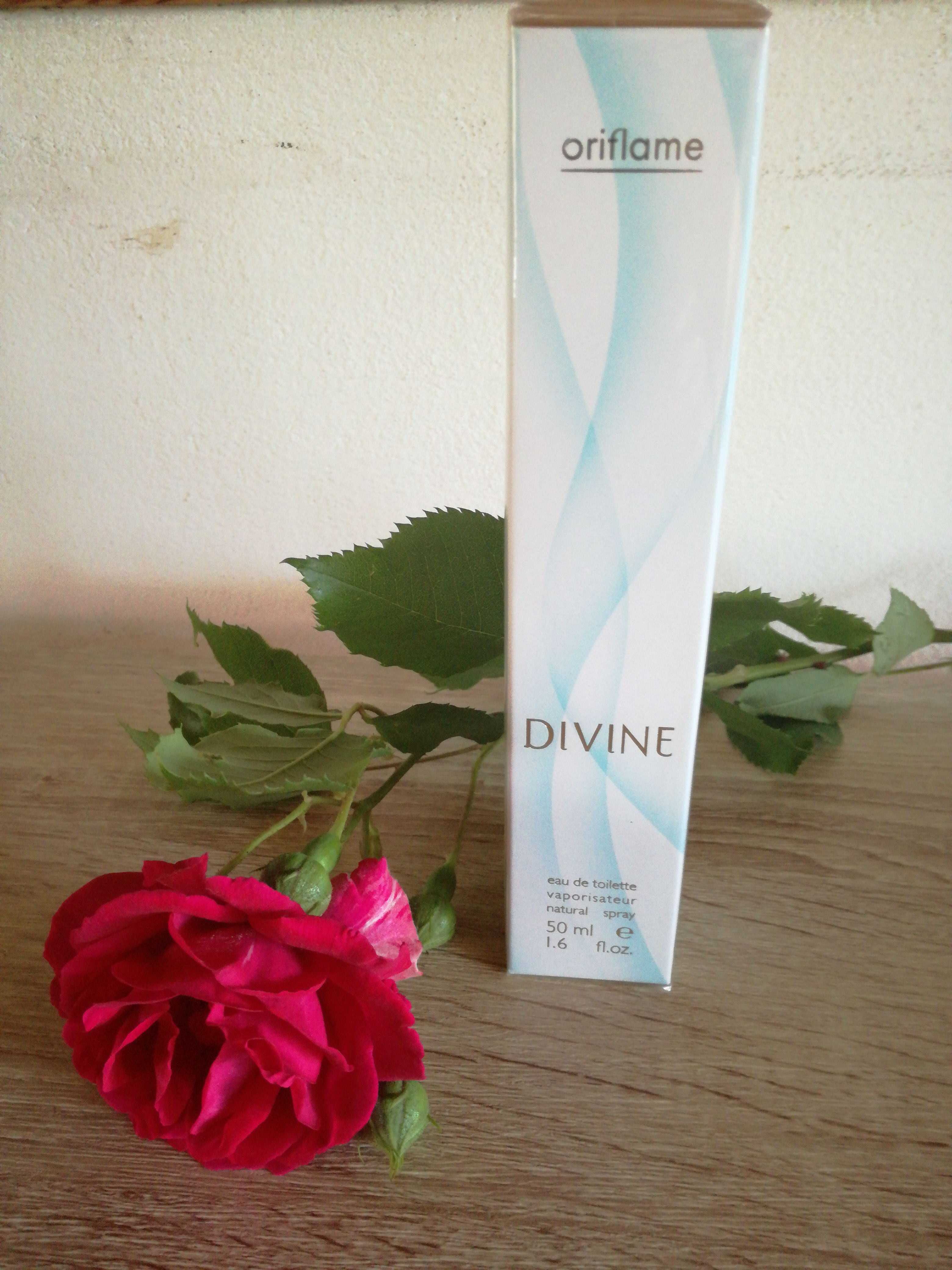 DIVINE-Eau de toilette.