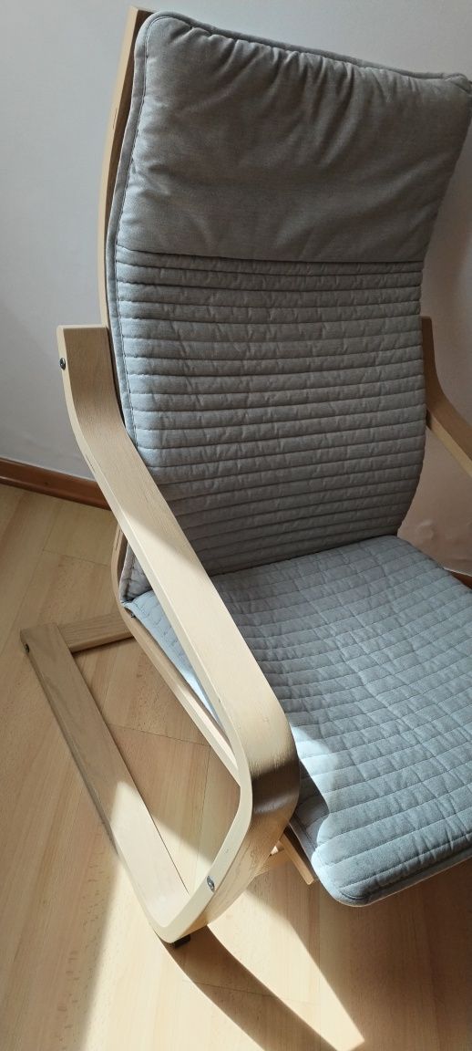 Poltrona iKEA incluindo 2  capas Knisa Bege Claro