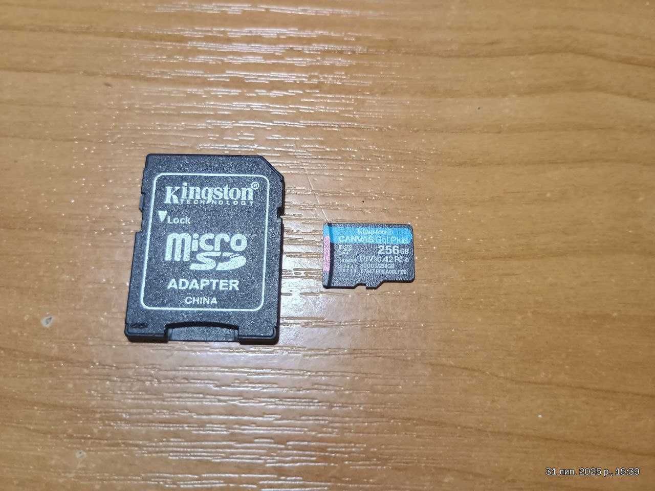 Карта памʼяті Kingston Canvas Go! Plus 256GB microSDXC (з адаптером)