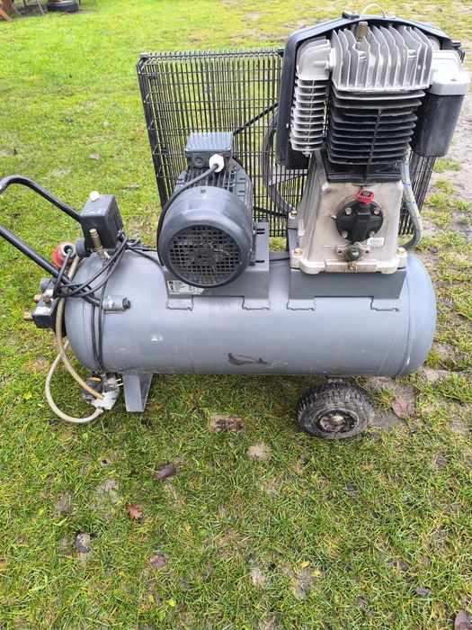 Kompresor SCHNEIDER UNM 90