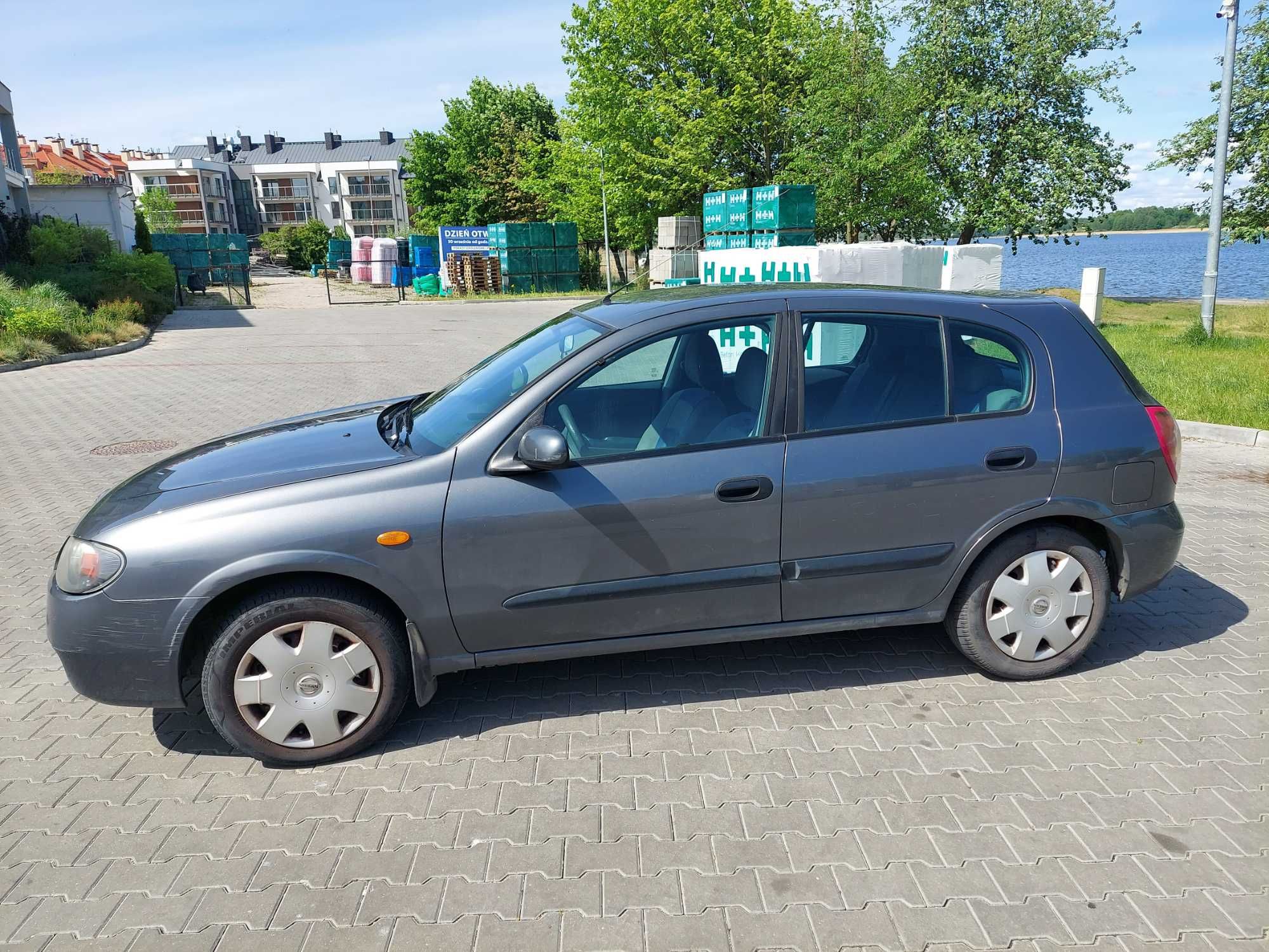 Nissan Almera 1.5 benzyna 2005