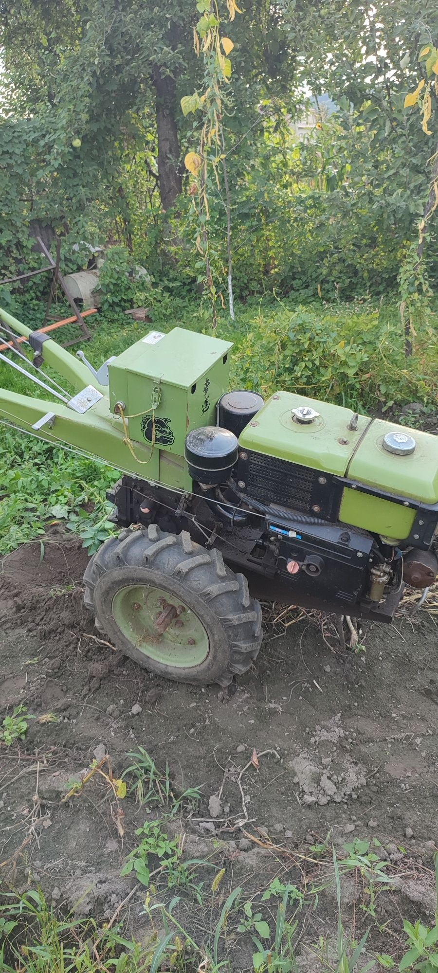 Мотоблок Зубр 12 кс.
