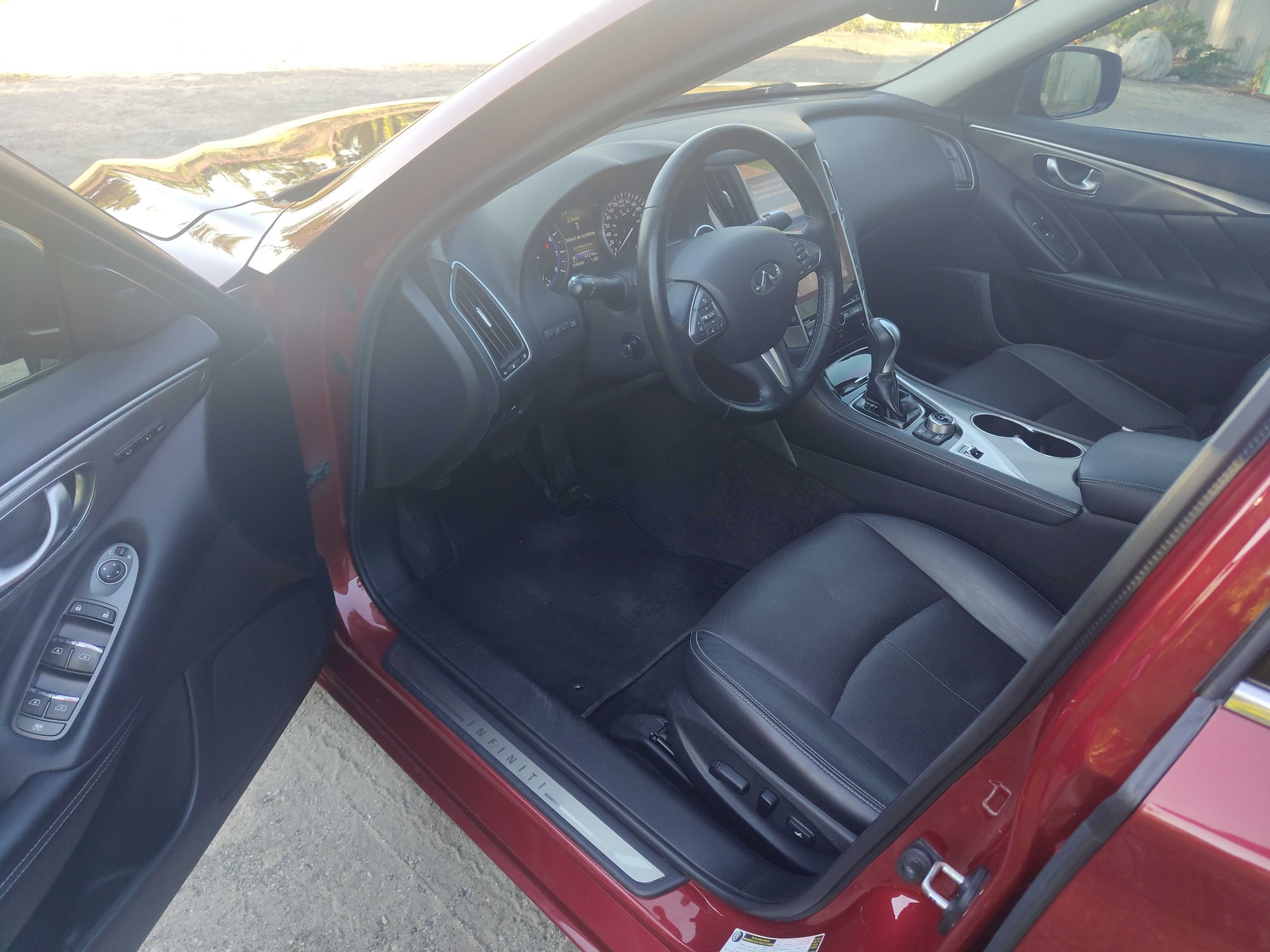 Infiniti Q50 2.0 61 tys.km max wyposażenie AWD