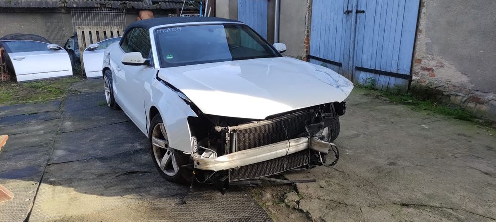 Audi A5 cabrio limuzyna
