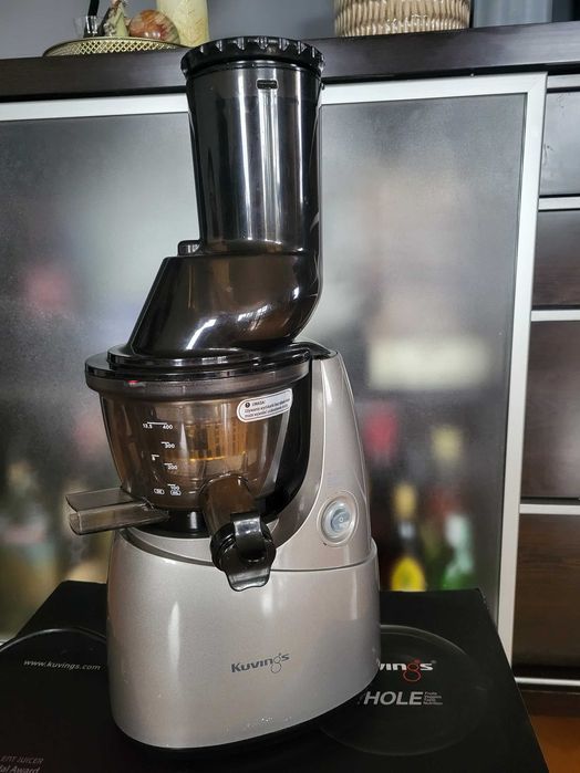 Wyciskarka wolnoobrotowa Kuvings B6000