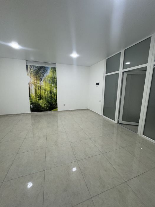 Оренда прим., ЦЕНТР, 2 пов.,н/б, світло є постійно, 24/7