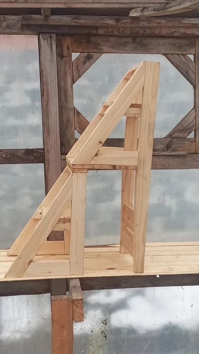 Крісло драбинка для дому