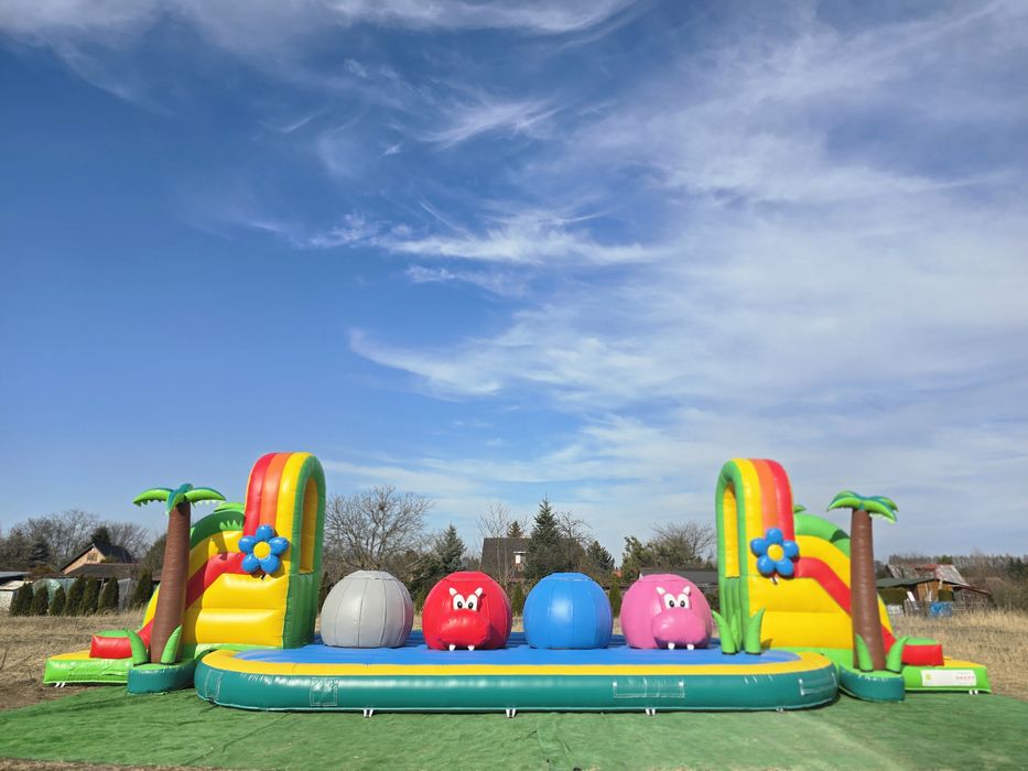 Tor przeszkód wipeout bigballers dmuchańce dmuchana zjeżdżalnia zamek