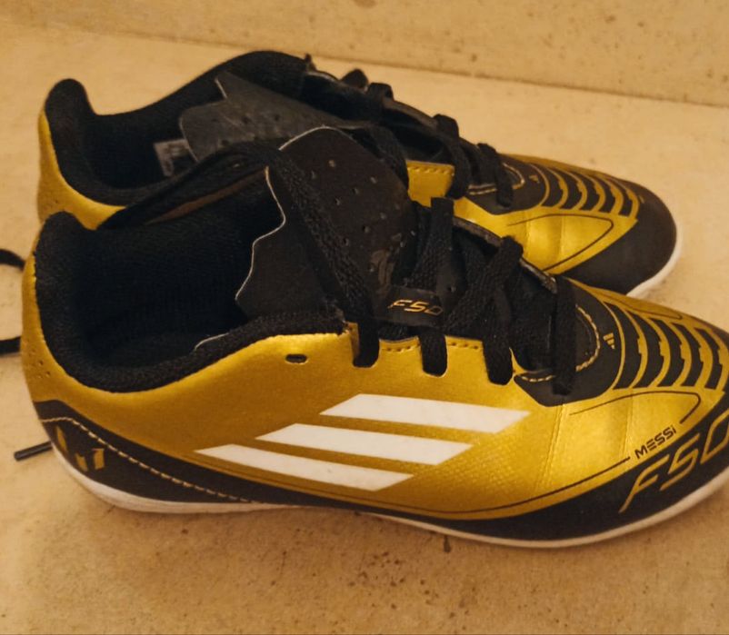 Chuteiras adidas edição "Messi"