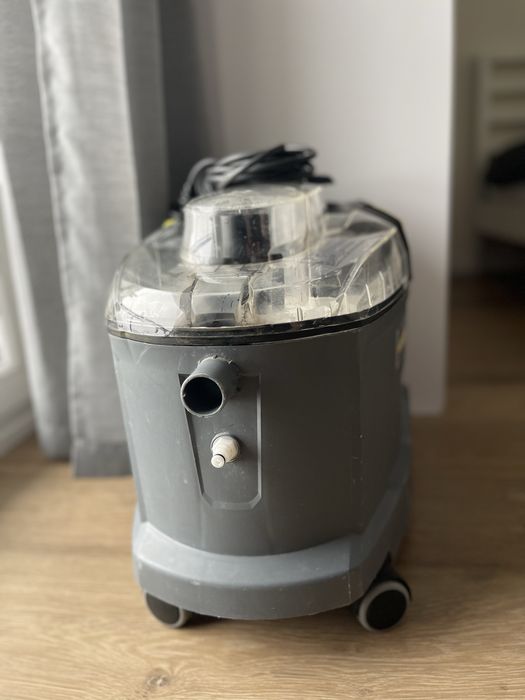 Karcher Puzzi 8/1 – odkurzacz piorący, używany, w bardzo dobrym stanie