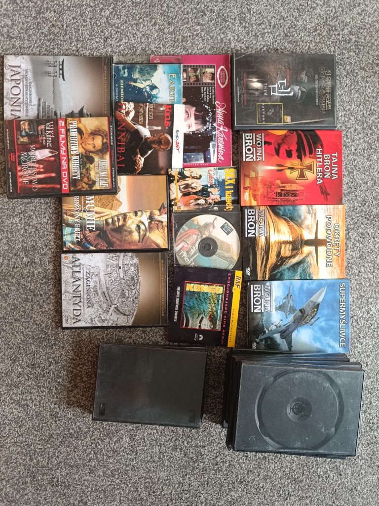 Płyty dvd zestaw plus pudełka