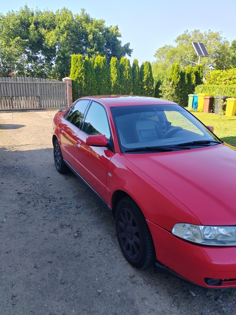 Audi A4 B5 1.8 benzyna
