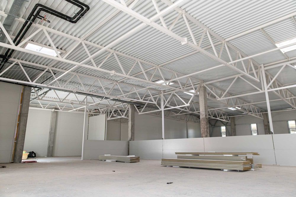 Новий склад 654 м² в ЛЦ PERETYN (поряд з митницею) у Львові