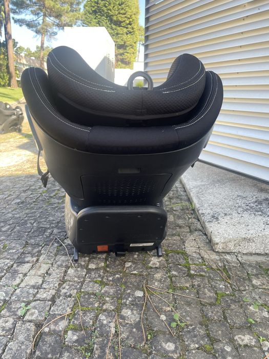 Cadeira auto isize Chicco.