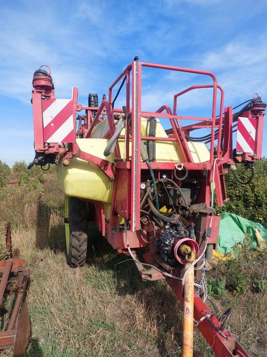 Опрыскиватель прицепной keverlend  rau