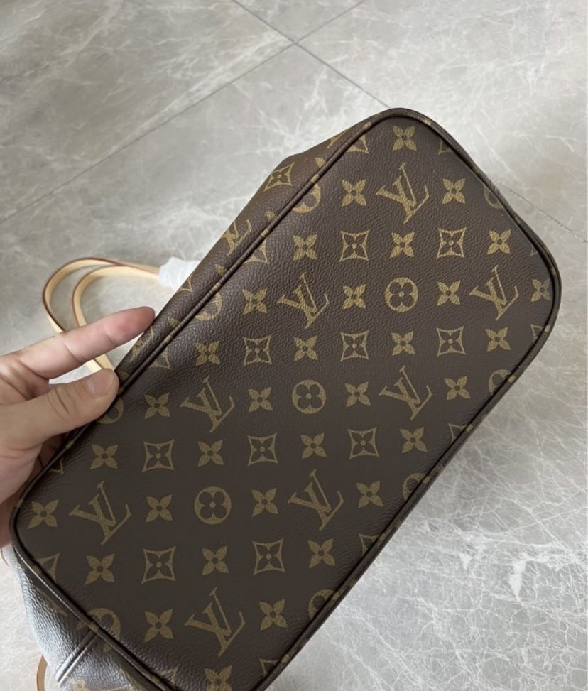 Piękna torebka firmy Louis Vuitton