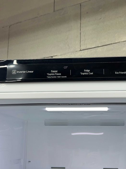 LG холодильник 384 л No Frost — великий, сучасний, економний