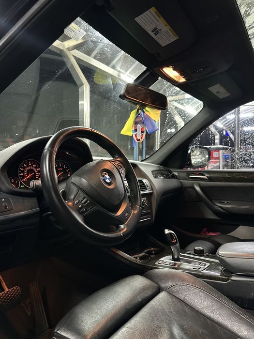 ДО ВАШОЇ УВАГИ BMW X3 в М Комплекті 2.0 Бензи