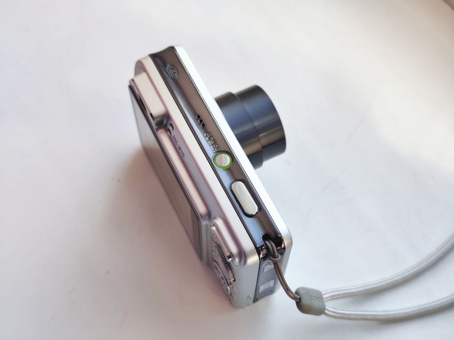 Мыльница Sony 7.2 megapixels