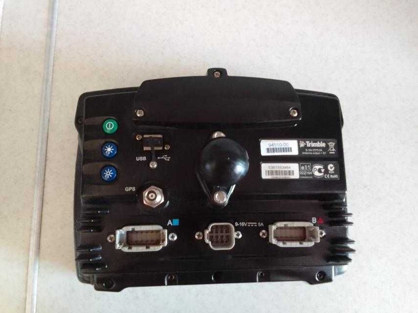 Система Трімбл Trimble CFX750 CenterPoint RTX монітор автопілота
