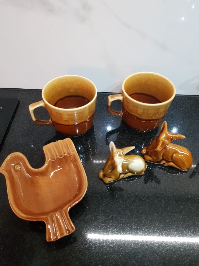 Stara ceramika zestaw porcelit Chodziez kurka kubki figurki