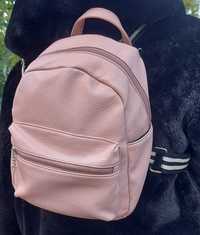 Рюкзак ніжно-рожевий