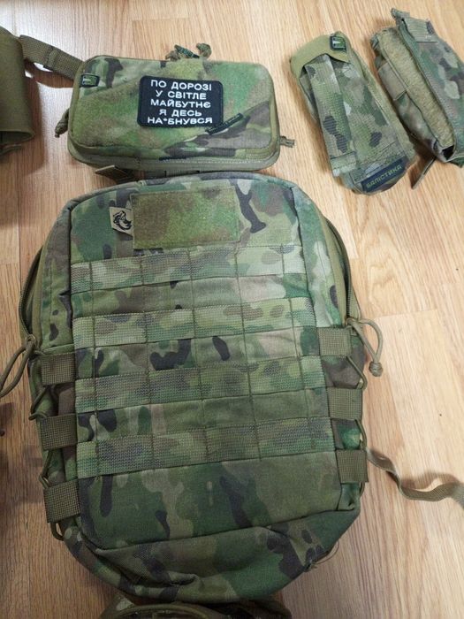 Продам комплект обвісу на броню  колір мультикам