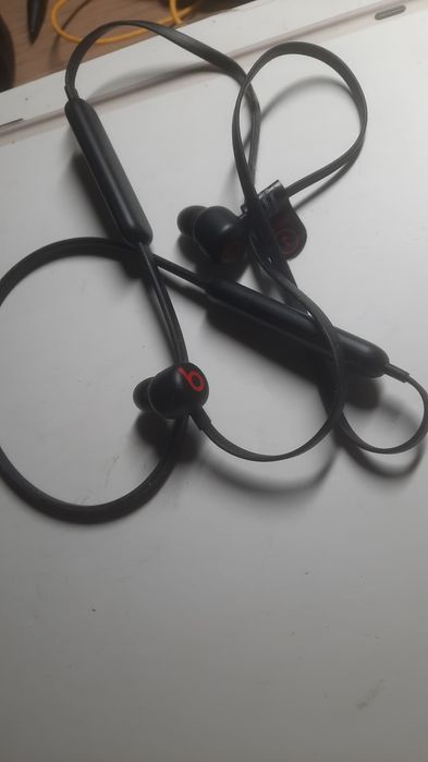 Auriculares beat flex